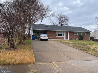 5213 Montgomery St, Springfield, VA 22151