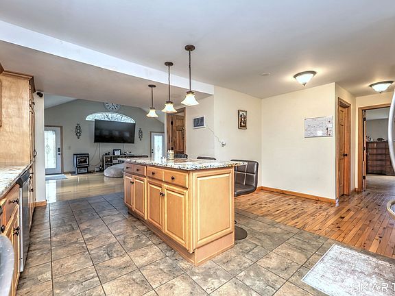 3rd image of 316 Allentown Road