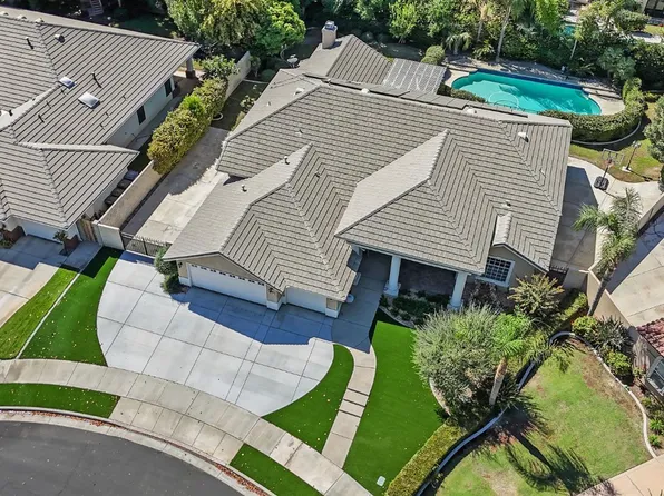 10605 Redbridge Way, Bakersfield, CA 93311