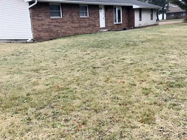 14 Jerry Ln, Springfield, IL 62711