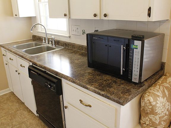 Microwave / Dishwasher