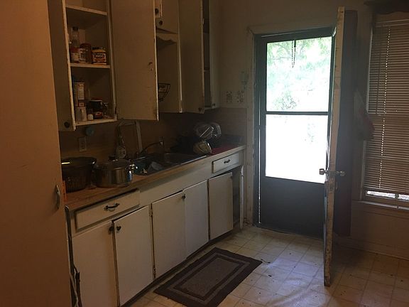 5th image of 3612 Ramona Dr