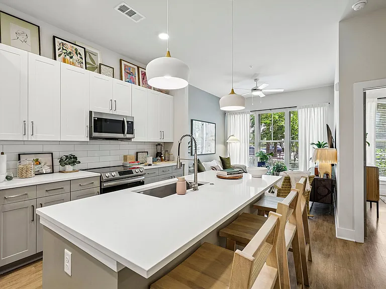 NOVEL Parkway by Crescent Communities — Photo 16