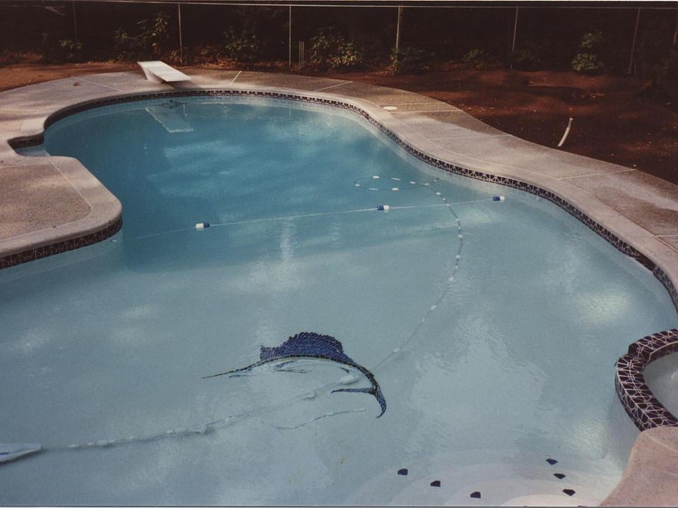 20X40 concrete pool