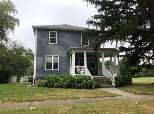 321 N Quincy St, Clinton, IL 61727