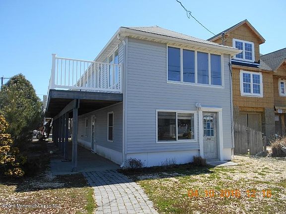 3rd image of 1806 Bay Blvd #1