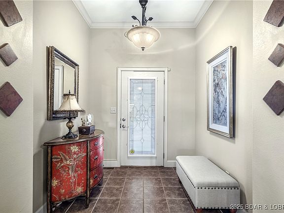5th image of 742 Buckingham Dr