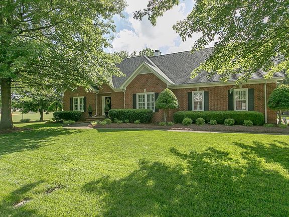 2nd image of 3134 Evreux Dr