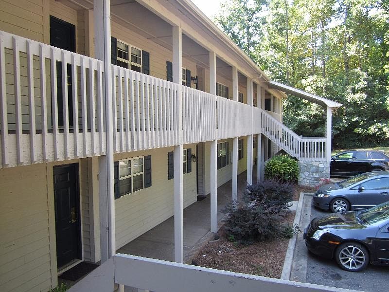 2nd image of 1160 Convention Dr Ste 33