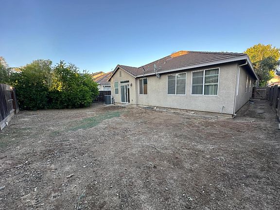 3rd image of 1649 Maidencane Way