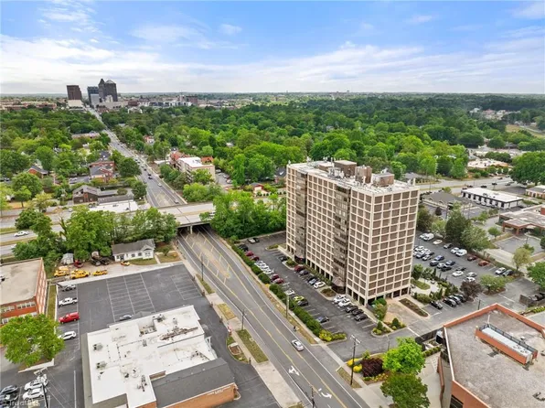 1101 N Elm St Unit 206, Greensboro, NC 27401