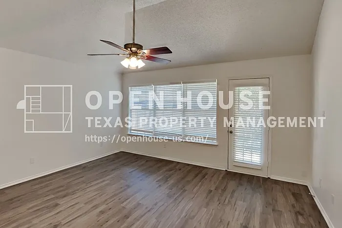 10761 Castle Dr — Photo 8