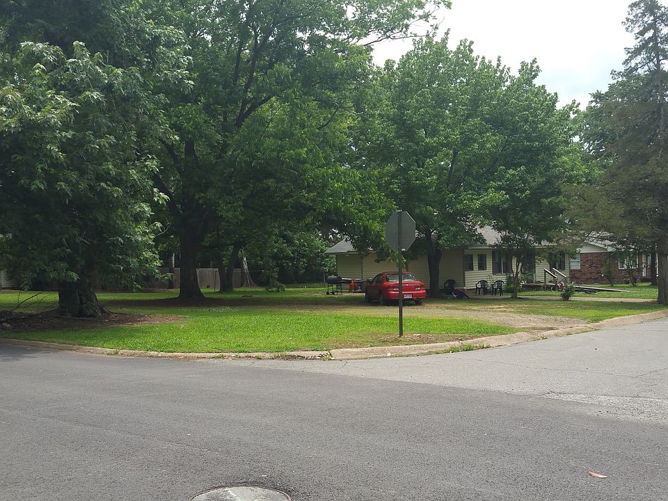 1st image of 1309 W Park Ave