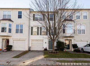 30 Weatherly Rd, Delran, NJ 08075