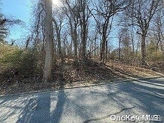 2nd image of Seacrest Drive