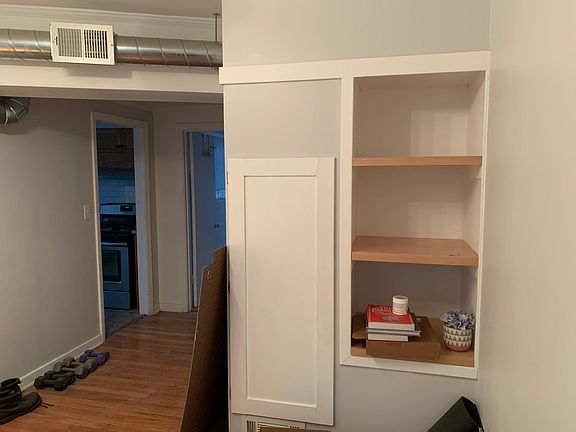 4th image of 1453 W Berwyn Ave #3