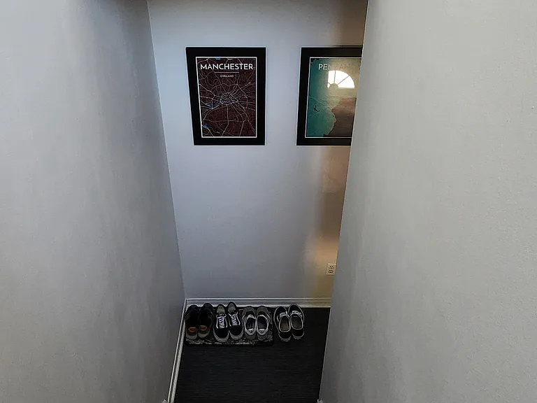 6 A Robert Ln — Photo 4