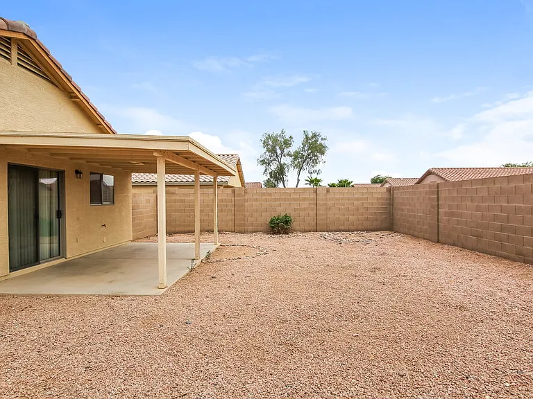14841 W Redfield Rd — Photo 15