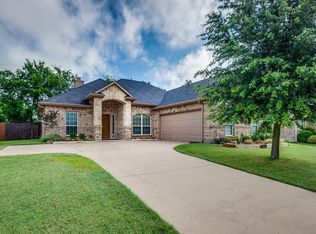 107 Windermere St, Waxahachie, TX 75165