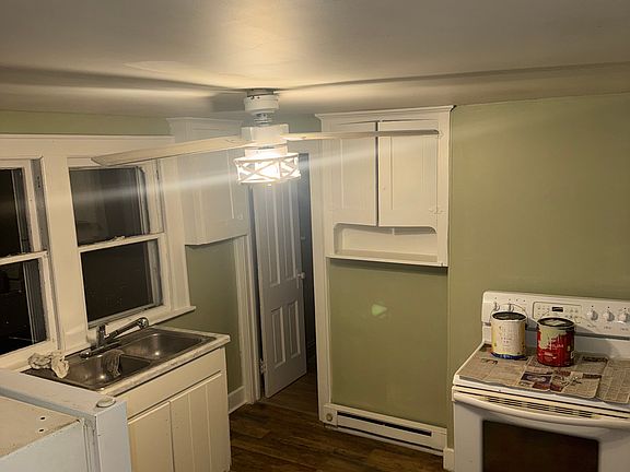 5th image of 61 Ellicott St #2