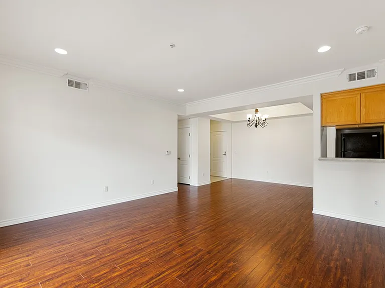 3328 Oakhurst Ave — Photo 20