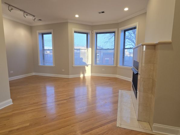 1626 N Winchester Ave #3