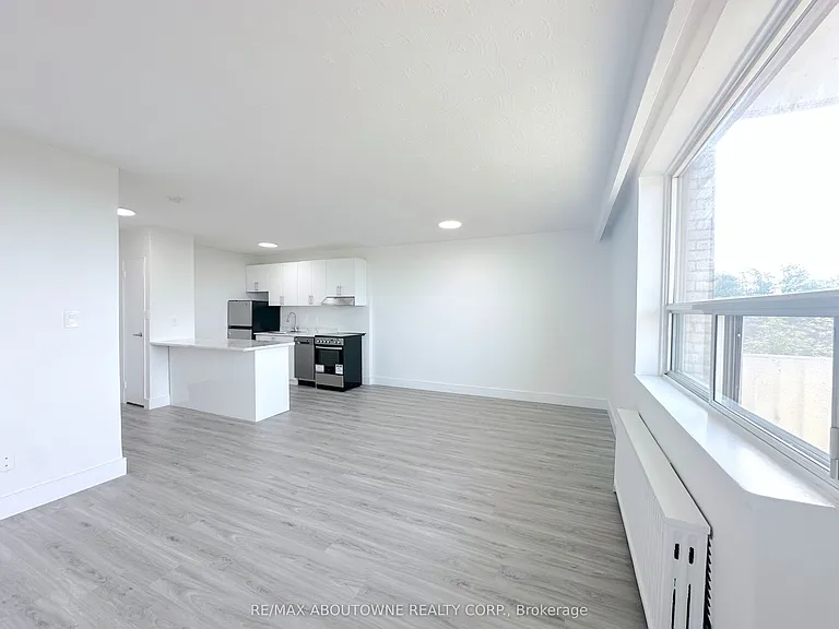79 Jameson Ave #303 — Photo 6