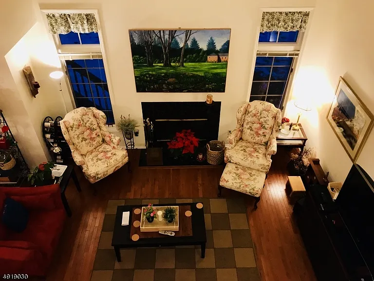 11 Schill Pl — Photo 7