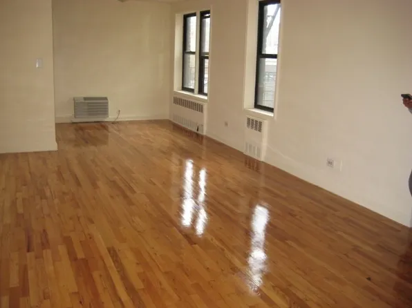 35-20 Leverich St #403, Jackson Heights, NY 11372