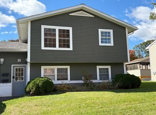 10 Southview Dr #A, South Burlington, VT 05403