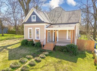 310 E 3rd St, Mount Pleasant, TX 75455