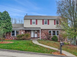 40 Brushy Ridge Ct, Pittsburgh, PA 15239