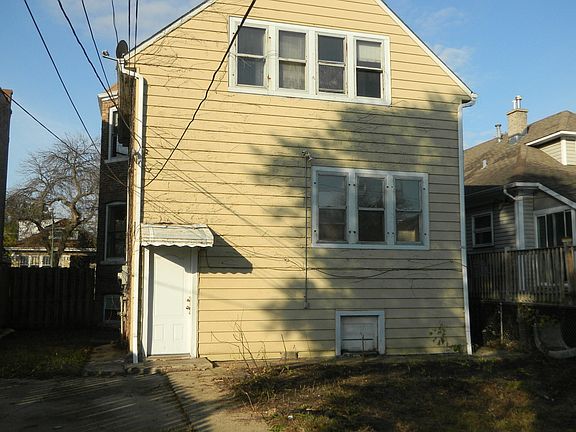 3rd image of 2445 N Newcastle Ave