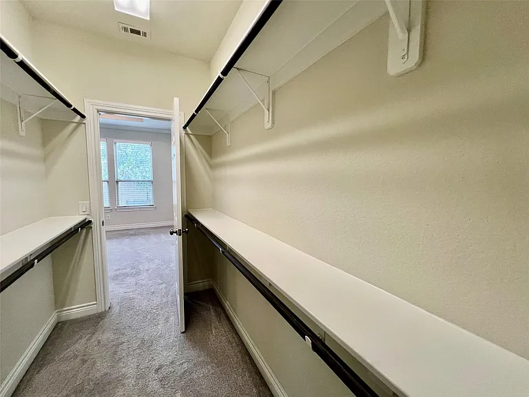 10916 Cannes Memorial Dr — Photo 17