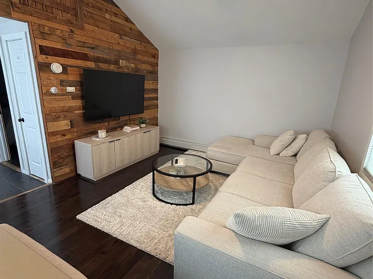 79 Radcliffe Rd #2 — Photo 6