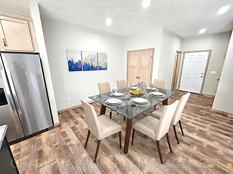 Tunis Drive Townhomes — Photo 44