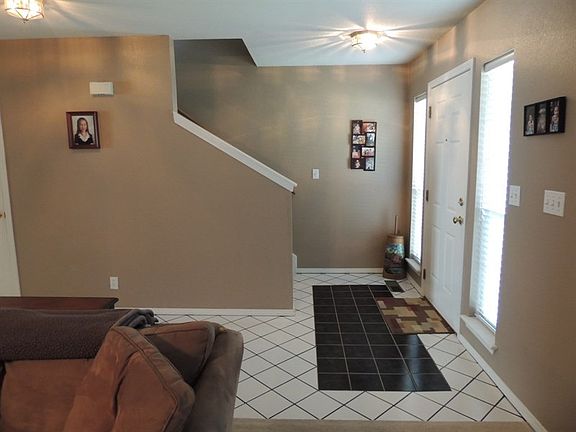 3rd image of 13752 S Poplar Pl