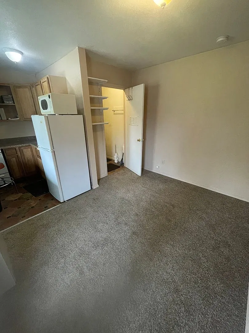 8931 S Starlight Lane — Photo 2