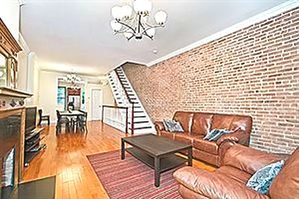 Sold by Douglas Elliman | media 10
