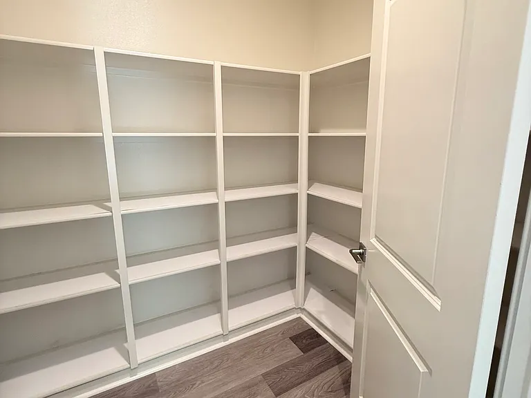 2622 E Scarlett Ln — Photo 11