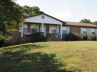 1019 Hitch Rd, Maryville, TN 37804