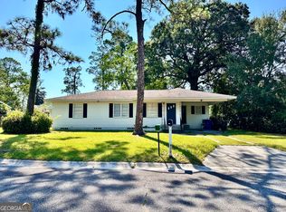 2202 Pioneer St, Waycross, GA 31501