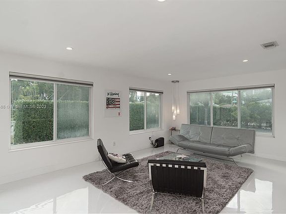 2nd image of 8100 NE 10th Ave