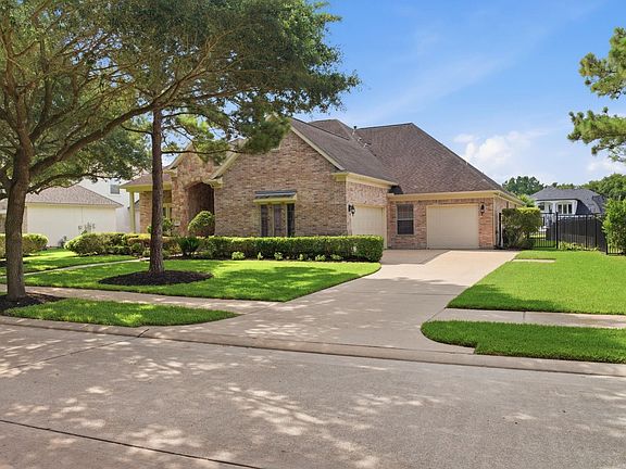 3rd image of 8007 Salta Verde Point