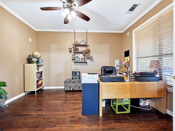 4th image of 2197 Meadow Way