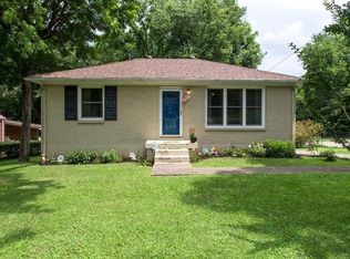 2111 Geneiva Dr, Nashville, TN 37216
