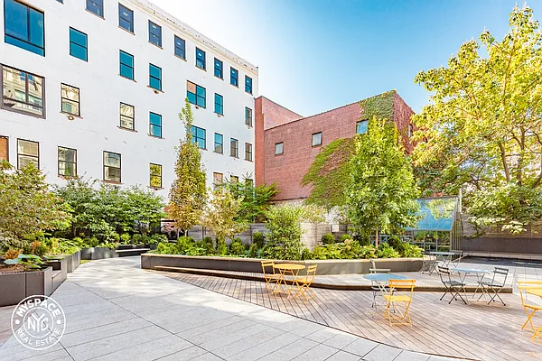 Rented by MySpaceNYC | media 29