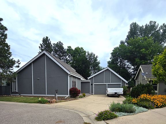 3rd image of 712 Sandpiper Point