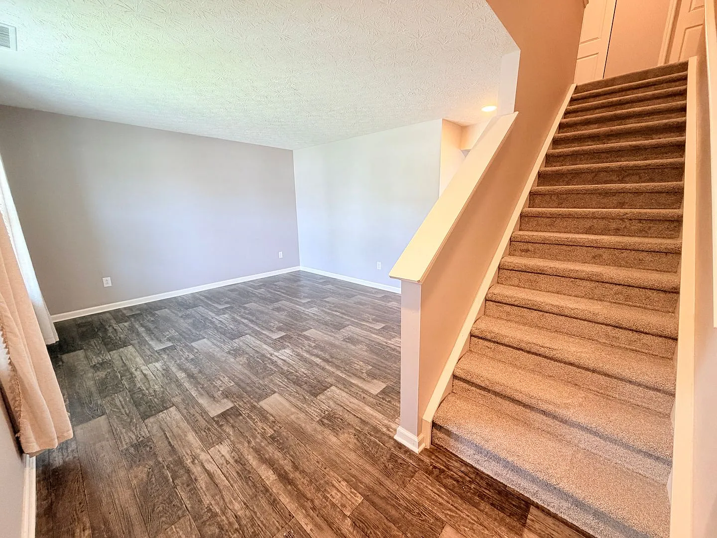 Now Showing: 5 Bedroom / 2.5 Bath Home Located At 4447 Averly Ct. In Indianapolis, In — Photo 4