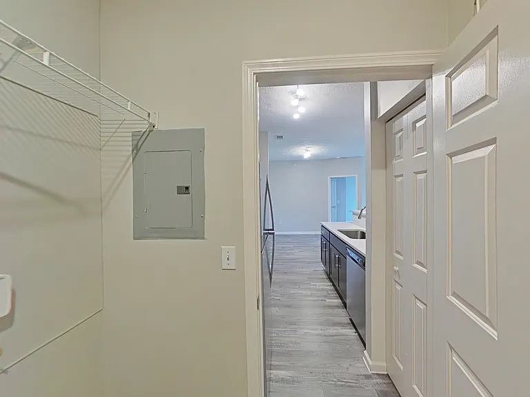 Landings At Beckett Ridge — Photo 42